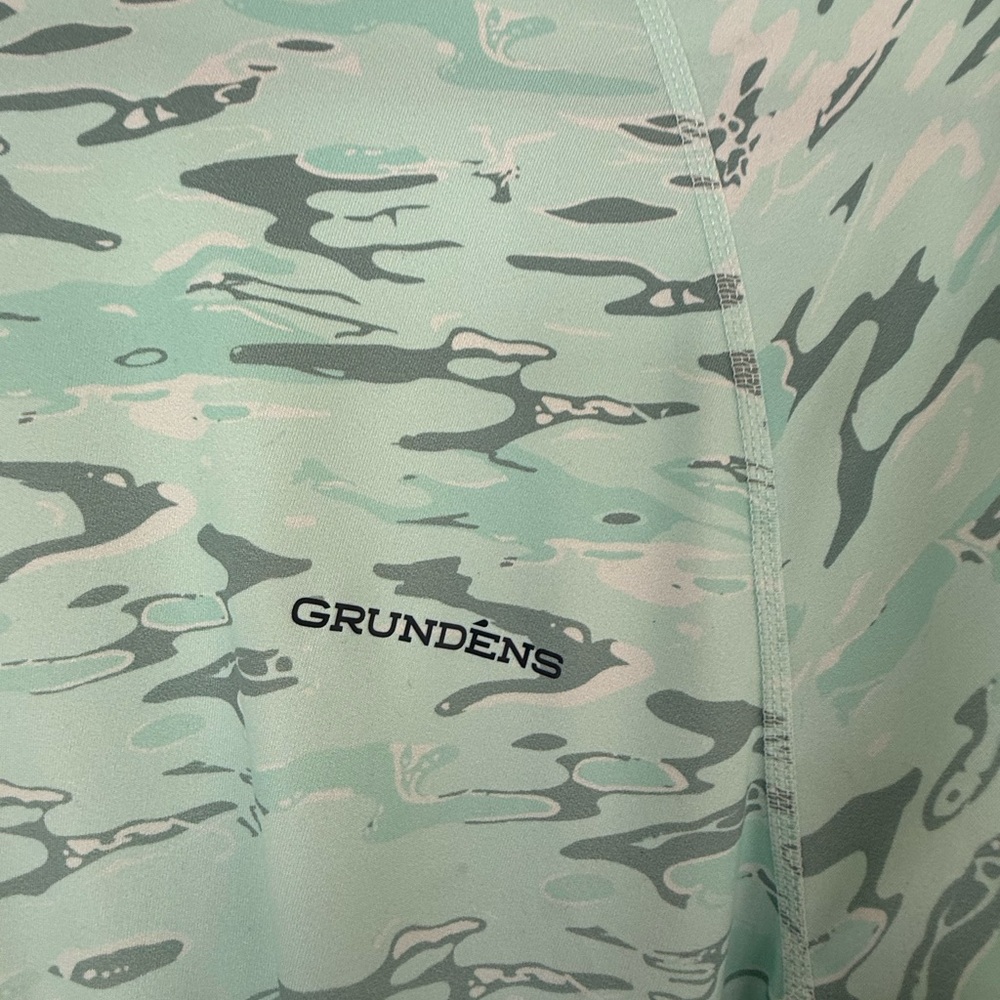 Grundéns Sun Crew - Men’s Large - Picture 2 of 4